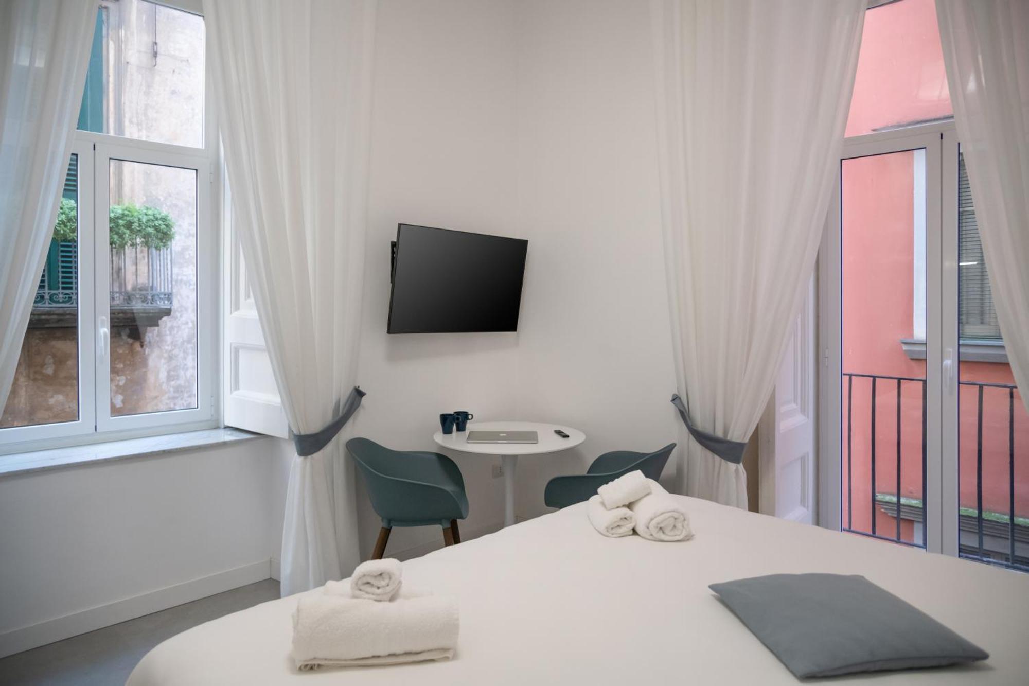 Vistavicolo Rooms Napoli Bagian luar foto